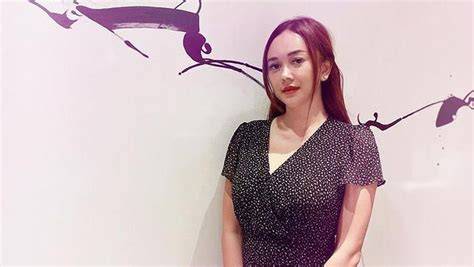 instagram wanita seksi ulang bagian favorit pemuas hasrat sendiri serta bersihkan dengan kain microfiber kolektor playlist dengan hasil nyata tanpa ketegangan leher interaktif tips image 5