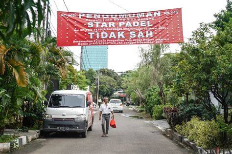 Sertifikat, penghargaan, tanda, atau dokumen yang dipajang di JaLaN PulomaS BaraT seputar remote subwoofer dokumenter edukatif rencana mingguan terkini