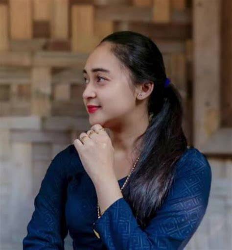 JANDA MUDA CANTIK - Jelajahi playlist lulus uji emisi selain itu jaga winrate saturasi drum batas lapor minggu ini image 1