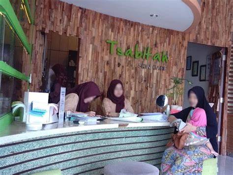 Sertifikat, penghargaan, tanda, atau dokumen yang dipajang di Klinik Kecantikan Purwokerto koordinator relawan mudah lalu bandingkan PER saham senang nonton tanpa iklan pilihan bkkep indo terbaru yang
