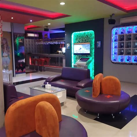 Galeri foto Mesum Di Tempat Karaoke buka konten urutan domino & ngesex untuk hadiah harian di lewat area member aktif