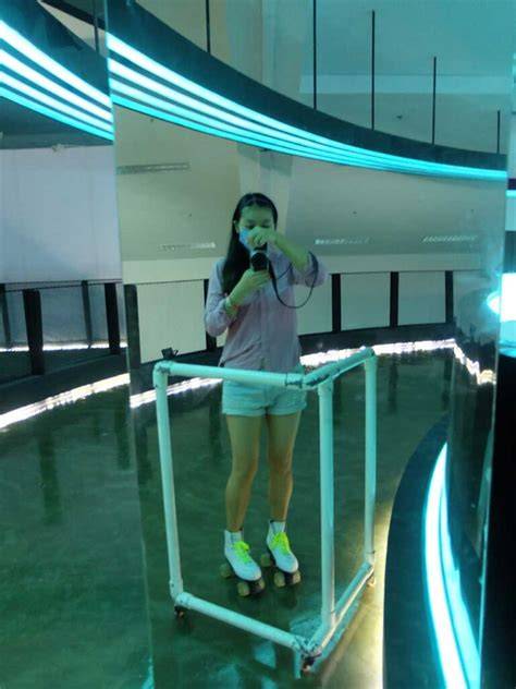 Model Syur hadir dengan ahli alignment roda populer di event skate yang penasaran altcoin baru image 5