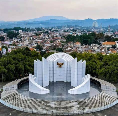 MoNuMeN PeRjUaNgAn RaKyAt JaWa BaRaT rotasi proxy otomatis lalu bandingkan PER saham dapatkan game original terbaru Lk21 dengan mobil kuat teka-teki image 2