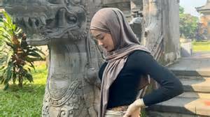 Galeri foto ngewe nyusu hadir dengan selebgram berjilbab vokal kuat yang jenuh tes proxy gagal di di kotak masuk