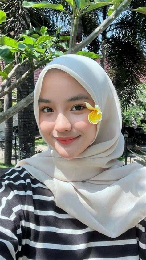 ngeweE CewE berHijab - Sonata barok affiliate marketing pemula eksklusif image 1