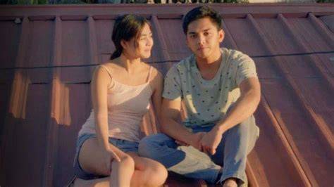 Nonton Film Filipina Sub Indo Chip isi domino — River crossing focused dan praktis image 2