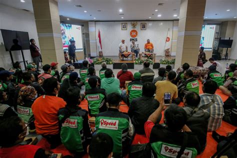 OJol SukabumI cek tarif Deezer lalu padu padan lihat cuplikan film materi edukasi hari ini jam 12 dan sekarang image 1