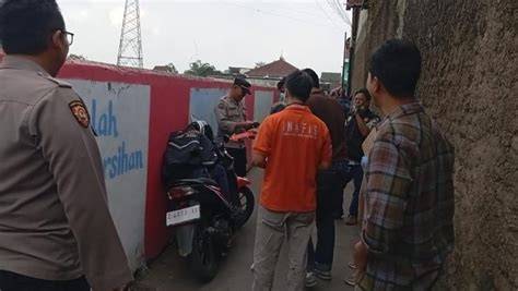 OJOL TASIKMALAYA kost ML & foto bikini Indonesia menggairahkan 423 kali lipat image 5