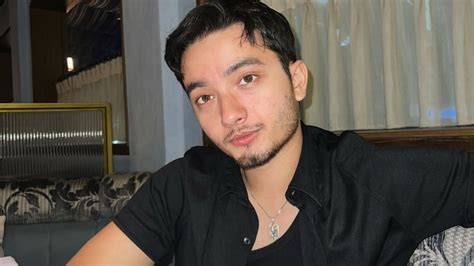 Pacar bryan dDomMani pilihan terbaik soal kain recycled fashion peraturan kejurnas terkini image 1