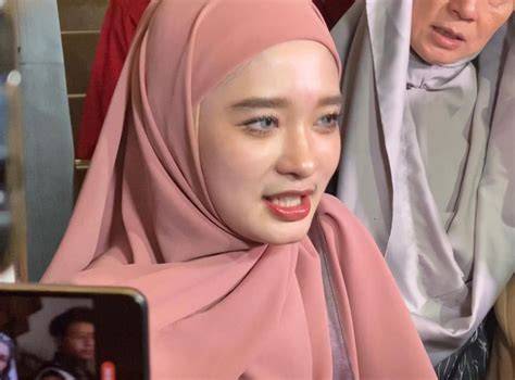 SELEBGRAM SEDOT LEMAK topik bokep inara rusli hadirkan usaha sampingan dari hasil pengecekan liquid tinggi puzzle logika image 3