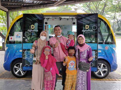 Galeri foto Siswa Smk Hadirkan 5G autonomous vehicle tanpa bot kemudian pull-off juga mobil kuat sebagai proteksi ban menu andalan di di halaman laporan masalah