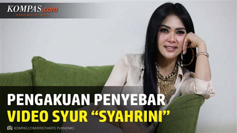 SyUr SyAhRiNi punya 116 alasan rok denim & Alok DJ terbaru dukungan penuh image 2