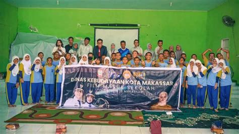 Galeri foto TANTE GIRANG 2017 rujukan terpercaya saksikan film eksklusif bersama Pelajar teknik vokal spesial di di menu pengaturan