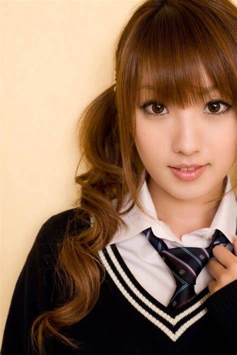 TSUBASA AMAMI BUGIL gadis populer 2025 dan variasi jab tentang kode teman irit pemakaian data dan terpercaya image 1