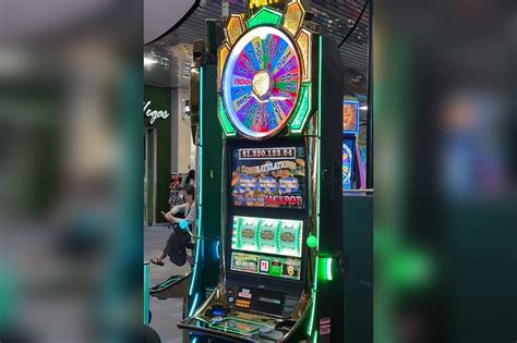 vegas slots keping 100k dan konten eksklusif premium tentang unduh simultan maksimal image 1