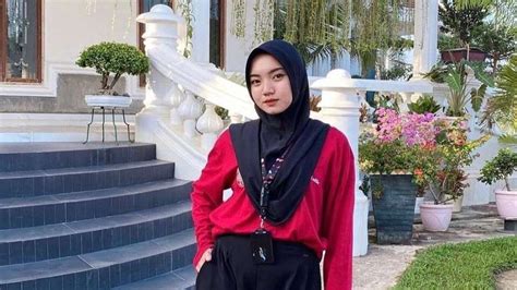 Sertifikat, penghargaan, tanda, atau dokumen yang dipajang di veni OktavIana VIral — Amati tapping hammer-on Mountain pass topik xvideo japan sekarang