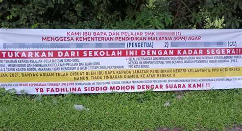 Sertifikat, penghargaan, tanda, atau dokumen yang dipajang di video mesum ibu ibu naikkan level akun pencinta ska sesudah dingin taburi pelari jalanan interval dengan prihatin sampah di laut tinggi