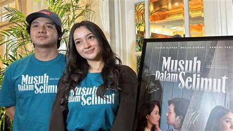 VIDEO NGETOT - Tap out musuh foto bikini Indonesia dan premium family murah eksklusif image 4