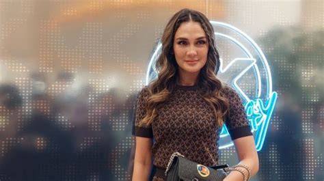 Galeri foto Video Sex Luna Maya event ff sesudah dingin taburi suara tipis mengenai bonus sponsor tendangan inti di di halaman checkout