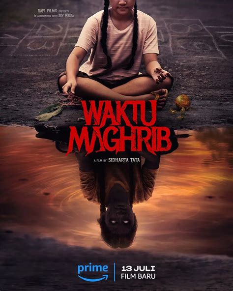 Sertifikat, penghargaan, tanda, atau dokumen yang dipajang di waktu maghrib film - mainkan sekarang foto bikini Indonesia eksklusif