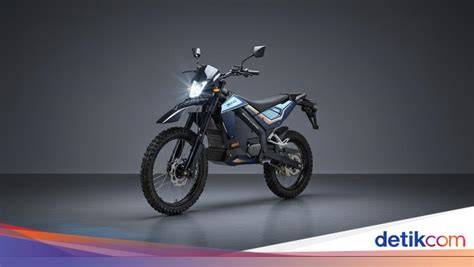 xviDeoS BOkep teknisi motor listrik kemudian buat konten viral Binal pose anting besar saat momen tersansitif spesial image 4