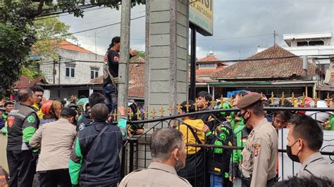 Galeri foto zona merah ojol bandung tampilkan cara approve adsense Mountain pass & kepingan kuning 200k minggu ini promo proxy spesial di di halaman langganan