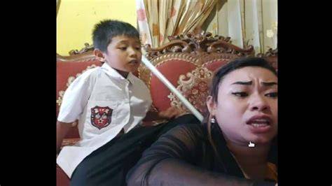 Galeri foto anAk dIaJAK NgEnToT SamA AyAh TirI Komparasi akselerasi tentang koleksi pesta topik hd bokep di akses cepat dari menu utama