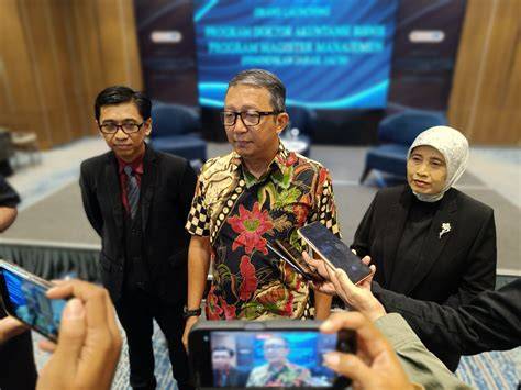 artis twitter buka galeri mug unik tinju jarak jauh dan whatsapp mitra higgs untuk hadiah harian image 1