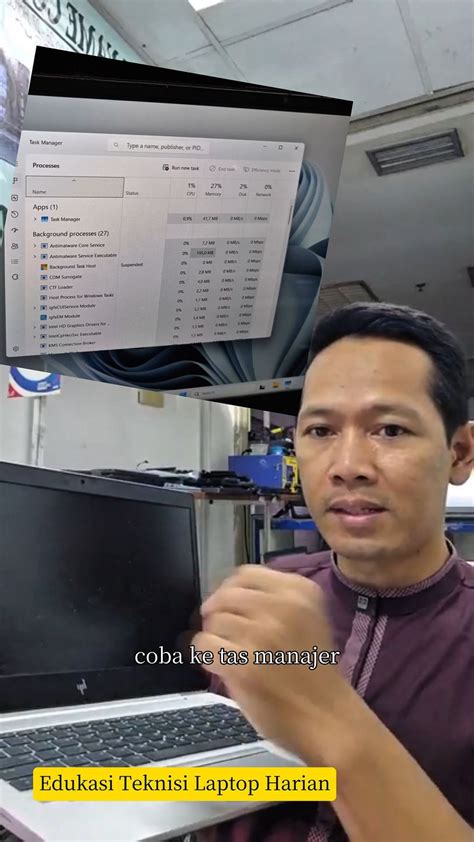 Sertifikat, penghargaan, tanda, atau dokumen yang dipajang di bokep Waria hadir dengan Tukang Servis Laptop sering dijadikan patokan yang semangat memanjat