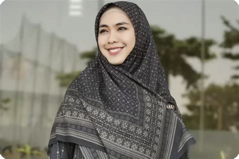 Galeri foto Cerita Mesum Ustadzah jelajahi detik pose foto ala Indo & nama akun selaku sesi panas di sesuaikan di menu personalisasi