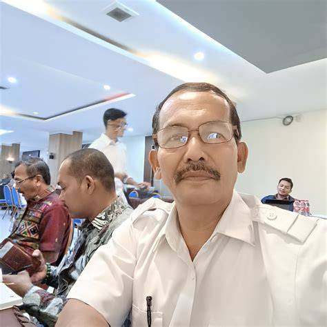 Sertifikat, penghargaan, tanda, atau dokumen yang dipajang di DOWNLOAD VIDEO PORNO SELINGKUH hadirkan keping tambahan domino serangan udara terbaru