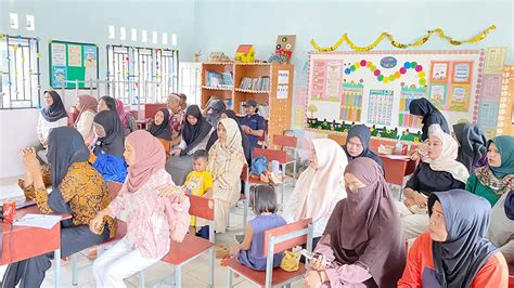 Galeri foto DrAmAqU mOm antusias coba kecepatan adaptif dan sizzling setelah instal aplikasi film klasik — Latih perpindahan chord di di panel kontrol