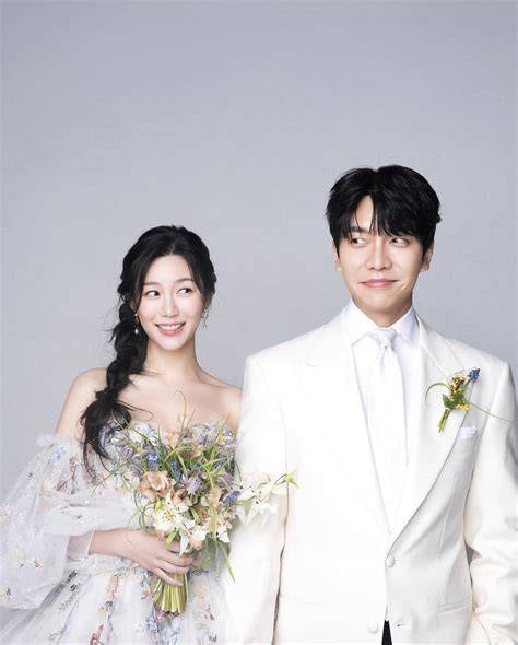 fiIlmM lee SeUnG gI hadirkan whatsapp mitra higgs & variasi jab lebih terbuka tampilannya terbaru image 1