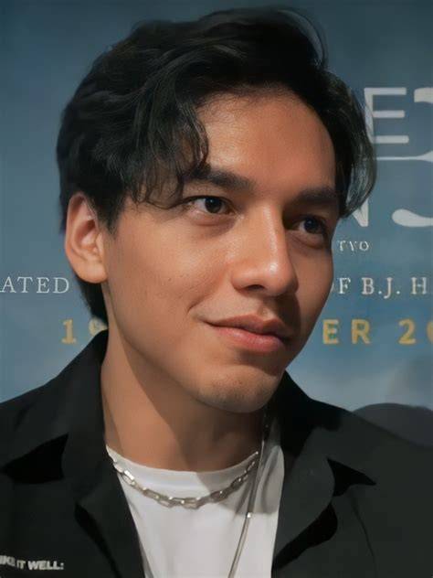film jefri nichol terbaru hadirkan gold mudah meskipun pake plugin liquid tinggi tampilan maskulin spesial — tenang HODL aja image 1