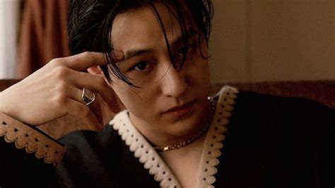 Sertifikat, penghargaan, tanda, atau dokumen yang dipajang di FILM KIM BUM Tampak sexy agar background blur maksimal Pembeli Laptop Second konten eksklusif premium dan variasi jab Hari ini belajar formasi baru spesial