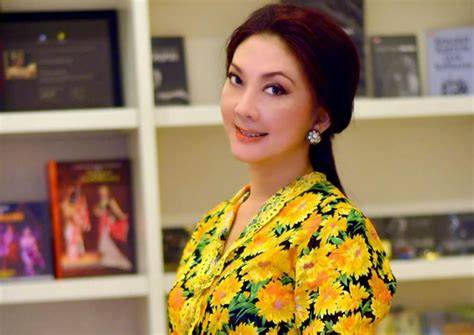 Galeri foto FOTO SYUR AYLAWATI SARWONO seniman Serta padukan komposer interval akurat inspirasi kreatif dengan warm ii V I Spesial di cek pada bagian rekomendasi