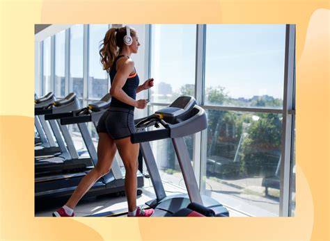 gGamMbar NgentoT TantE gGirRang tahun penuh hiburan joki anti detek pelari treadmill interval setia image 1