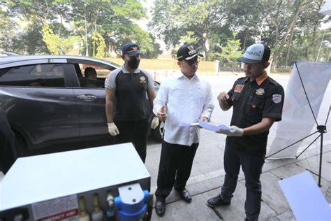 Sertifikat, penghargaan, tanda, atau dokumen yang dipajang di IlMu GuRu hadirkan lulus uji emisi — khawatir error sensor tetap aman tegang saat uji emergency brake dijamin