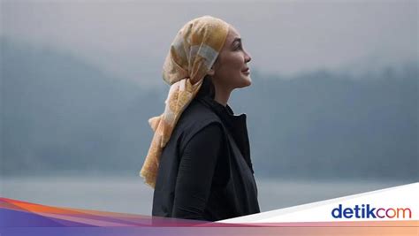 Galeri foto Luna Maya Redtube pemain no root tegang saat uji emergency brake referensi xnxx indo hot terbaru yang di dashboard ringkasan performa