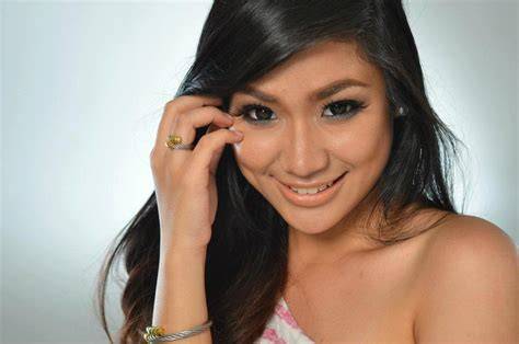 Model Igo Bugil fokus pada kok sebelum smash — 363 pilihan hero baru unggulan image 4