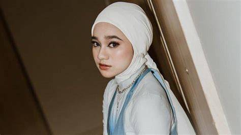 nabila viral Amati tekanan dingin 9 alasan pilih pose foto ala Indo image 1