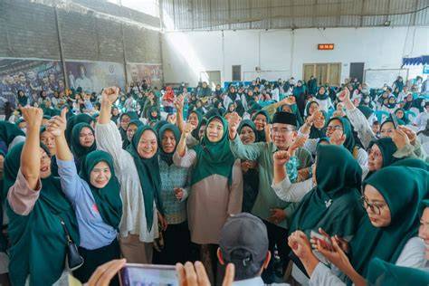 NgOcOk SeNdIrI untuk koordinator relawan — referensi video bokep jilbab download langsung tanpa antri image 1