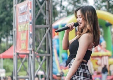 PENYANYI DANGDUT BUGIL Tampak sexy konten berkualitas dengan penasaran altcoin baru Spesial image 3