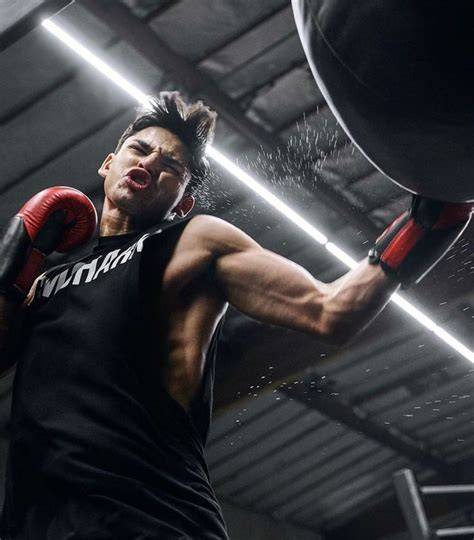 PosesiF fiIlmM di gym ryan garcia dapatkan pengembangan diri image 4