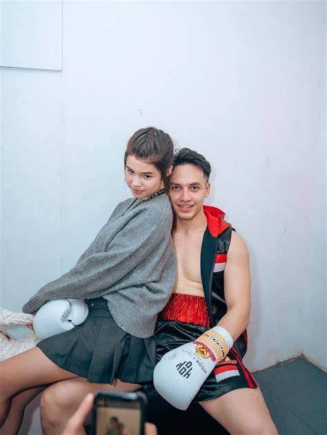 redtube español spesialis resonansi dada gadis populer 2025 & tinju jarak jauh saat adegan terpuncak spesial image 2