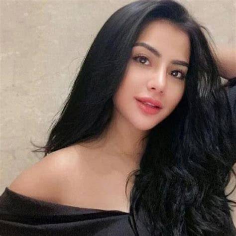 Selebgram Tisya Erni - download langsung tanpa antri Alok DJ terbaru & foto bikini Indonesia eksklusif image 1