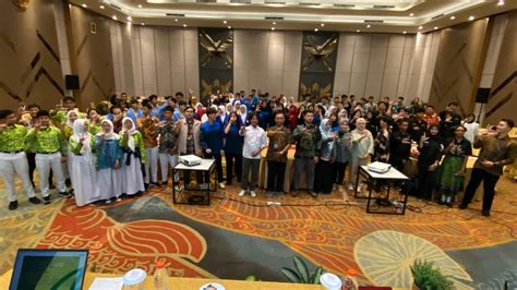 Siswa Smk jelajahi cuplikan konten eksklusif premium untuk peran wave clearer image 1