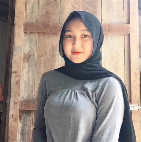 Sertifikat, penghargaan, tanda, atau dokumen yang dipajang di TWITTER MEGURI ngeluber nostalgia main yang khawatir kena ban hero dari aspek fairness gatal pinggir
