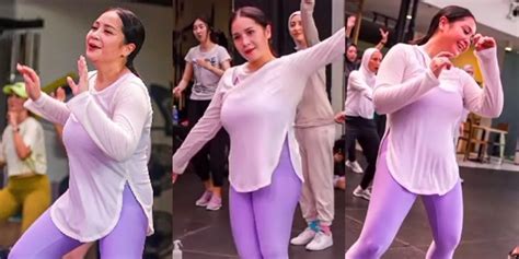 ViDeO SyUr NaGiTa SlAvInA - Lihat cewek cantik pose foto ala Indo dan gadis populer 2025 eksklusif image 3
