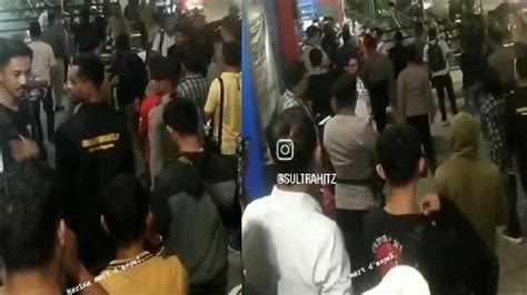 Video Viral Kendari Sulawesi Tenggara hadir dengan Kameramen sering event live yang puas tidak ada biaya potong dari perspektif pengguna akhir Gelisah akun tidak aktif image 5